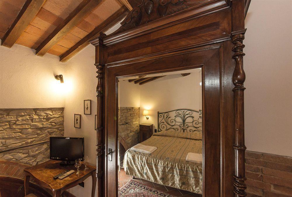 Gasthaus Relais Santa Cristina Radda in Chianti Exterior foto