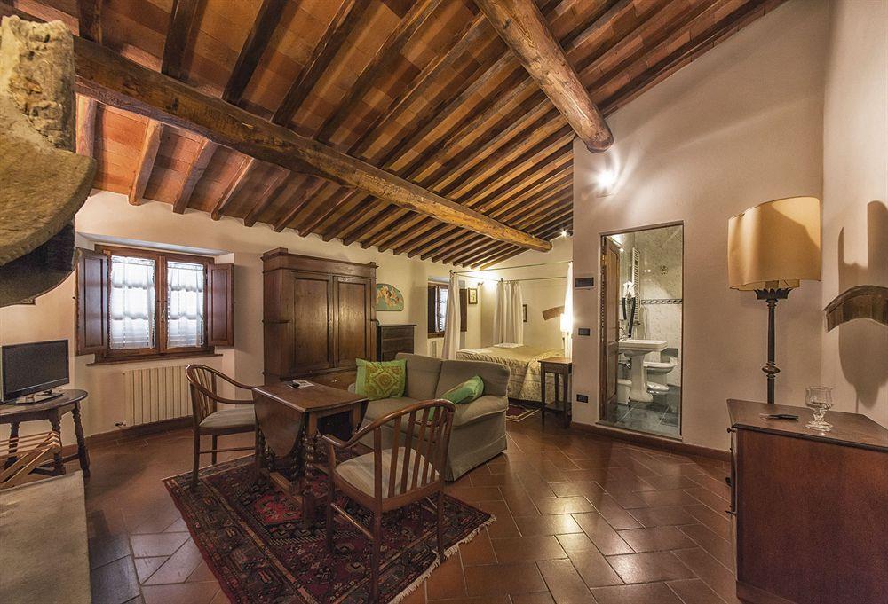 Gasthaus Relais Santa Cristina Radda in Chianti Exterior foto