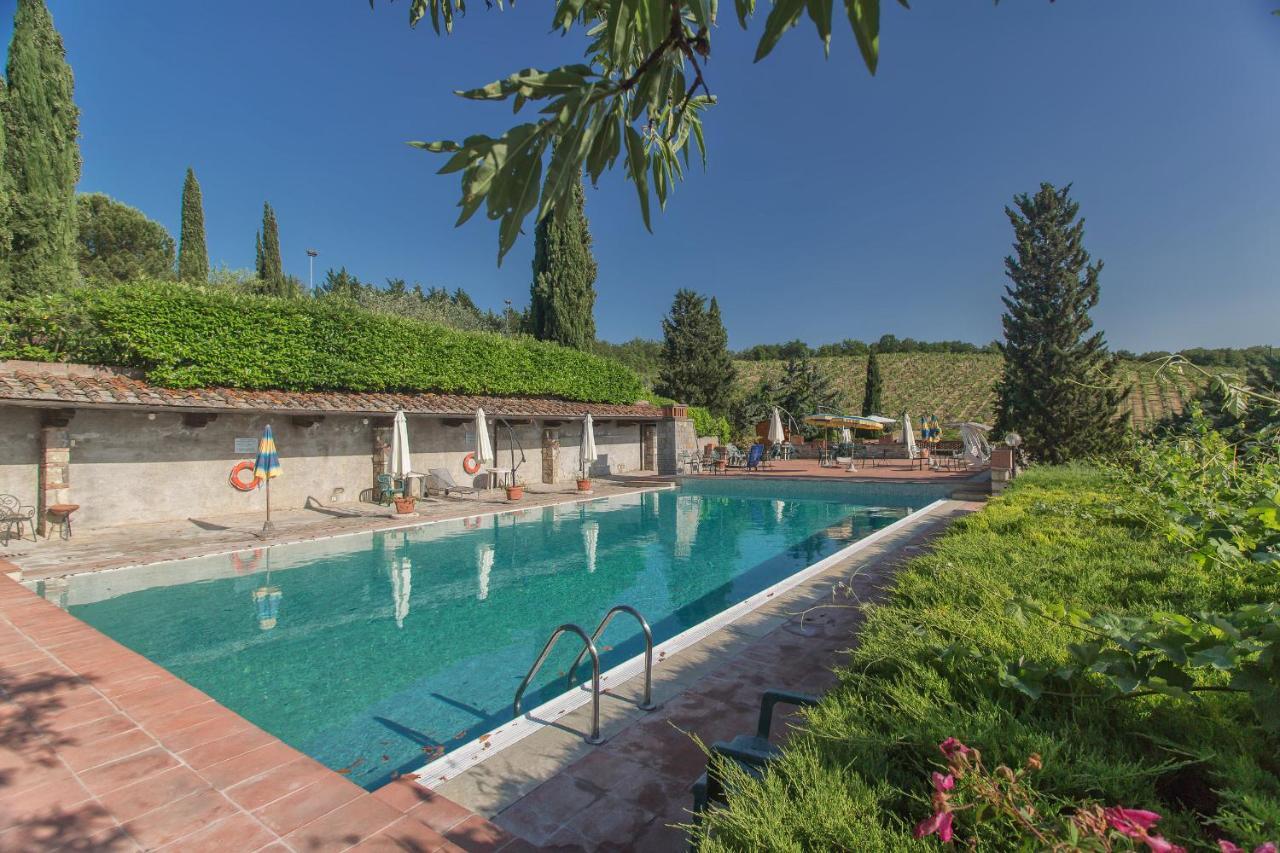 Gasthaus Relais Santa Cristina Radda in Chianti Exterior foto